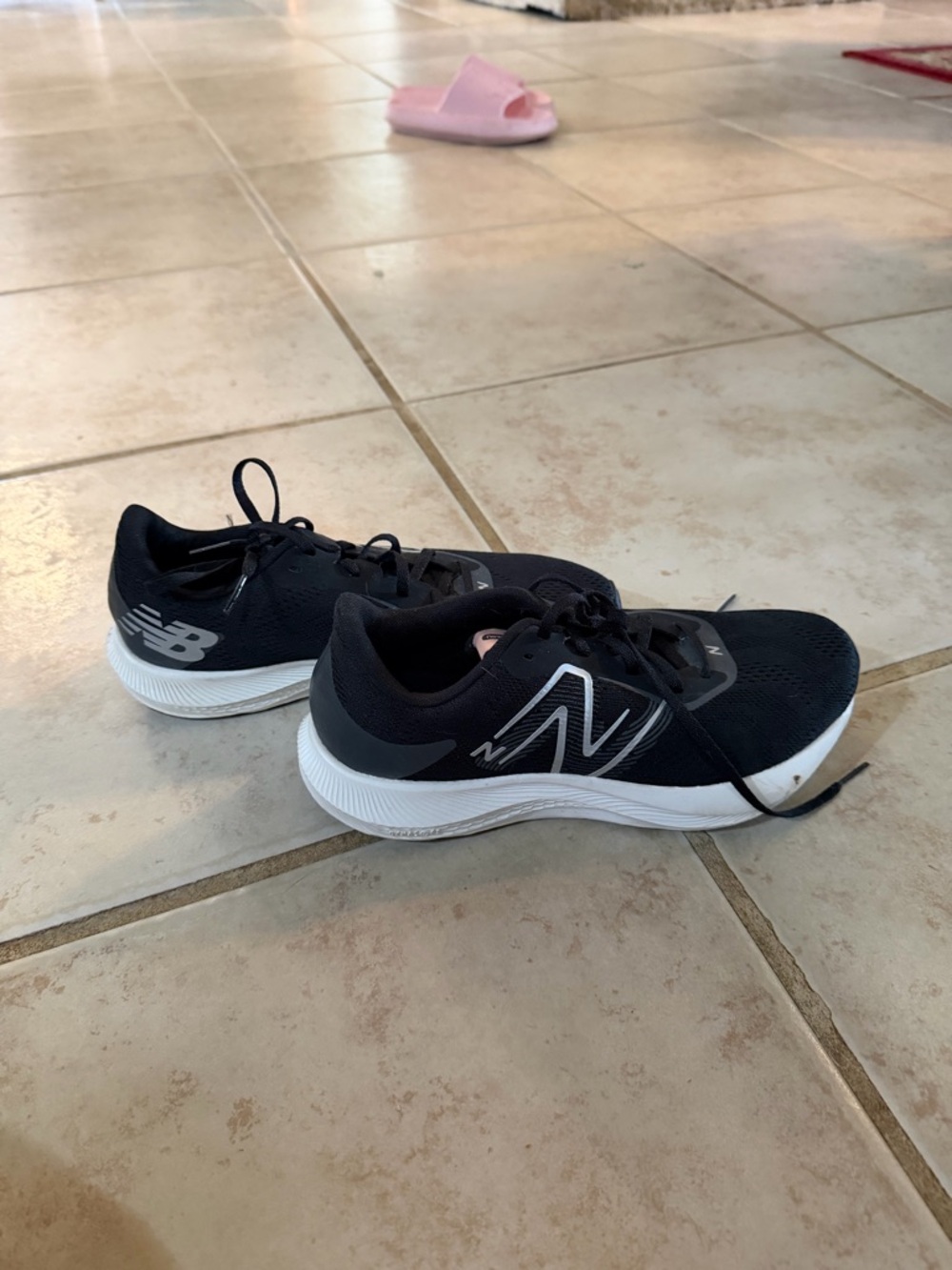 New Balance Black and White Men's Athletic Running Shoes
